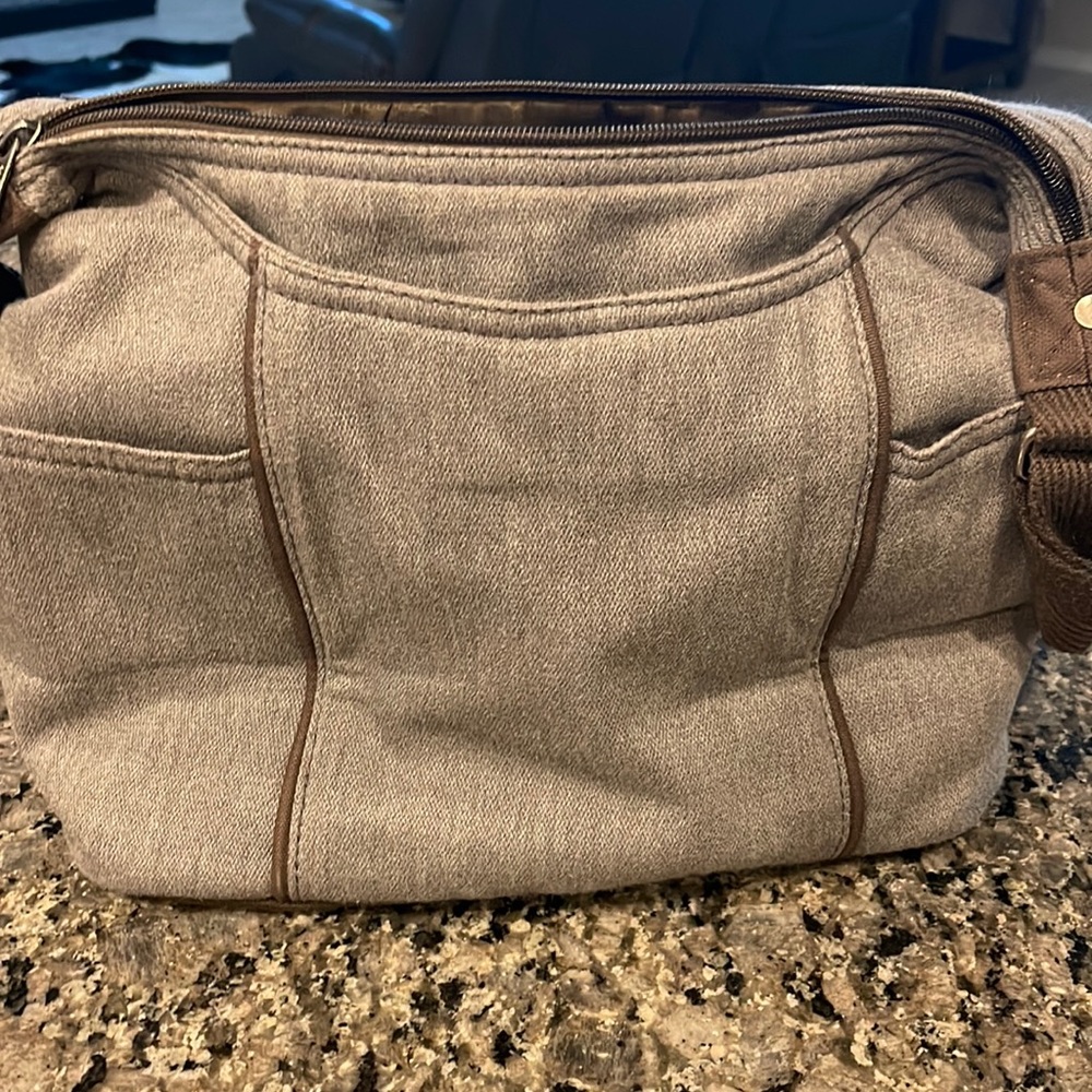 Thirty one purse with lots of pockets